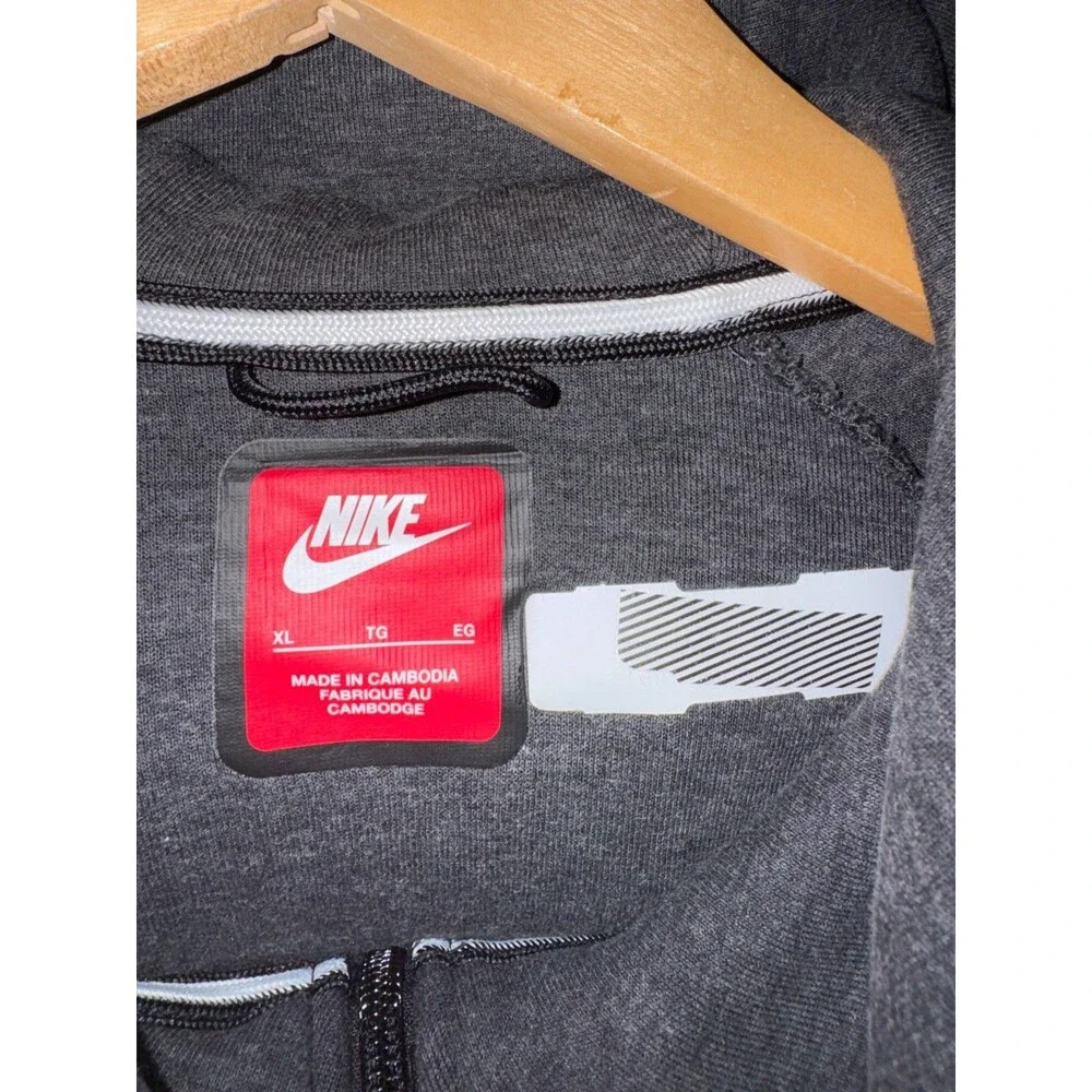 Nike Tennessee Volunteers Team Issue Music Bowl Tech Fleece Windrunner Jacket XL